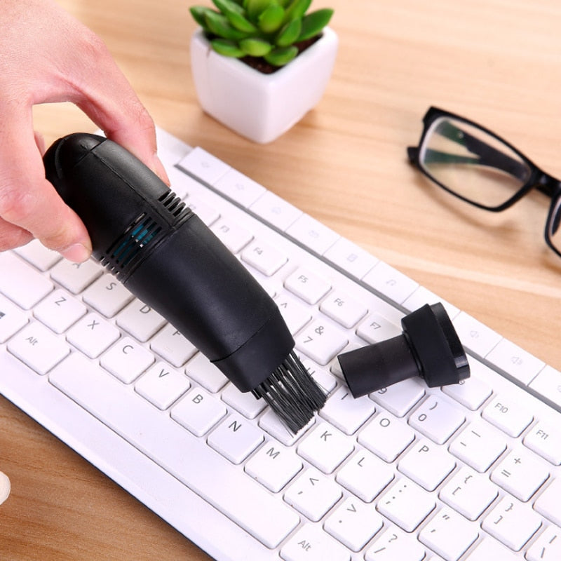 Universal Mini Keyboard Vacuum Cleaner USB Charging Portable Laptop Monitor Brush Dust Cleaning Kit Computer Clean Accessories